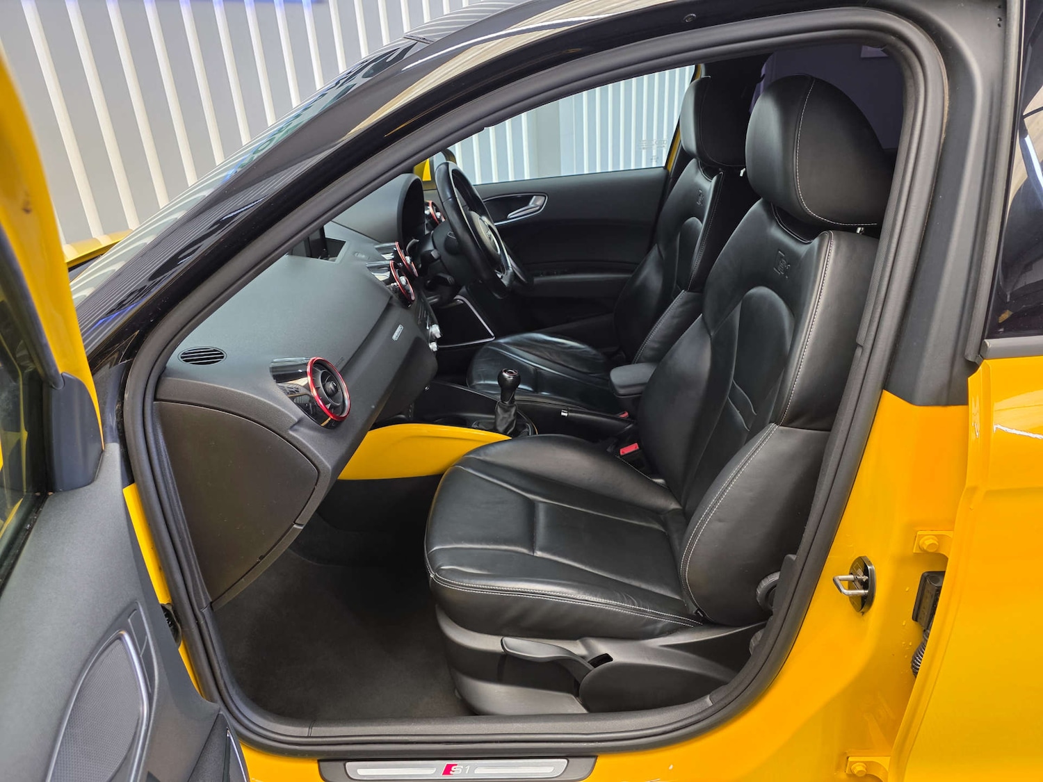 Used Audi A1 2015 for sale - 77959852: Photo 24