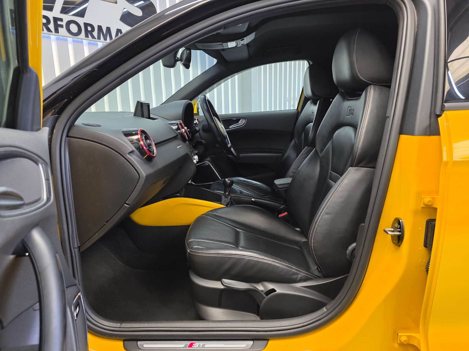 Used Audi A1 2015 for sale - 77959852: Photo 44