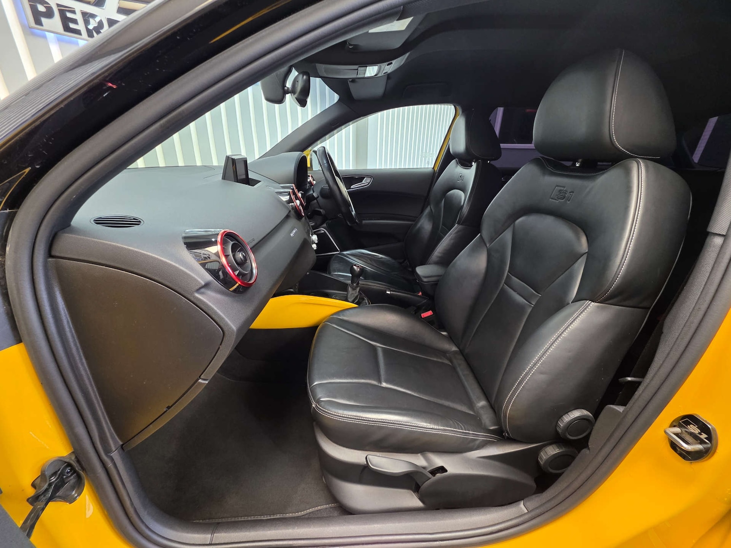 Used Audi A1 2015 for sale - 77959852: Photo 9