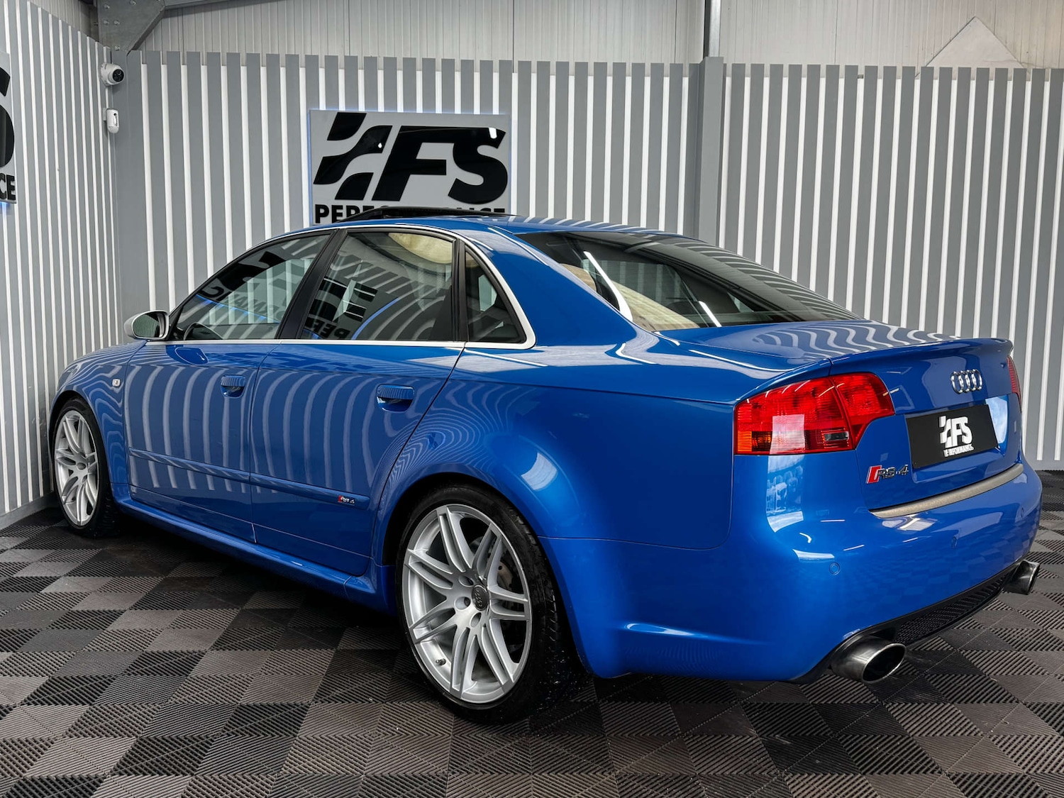 Used Audi RS4 2007 for sale - 77235347: Photo 31