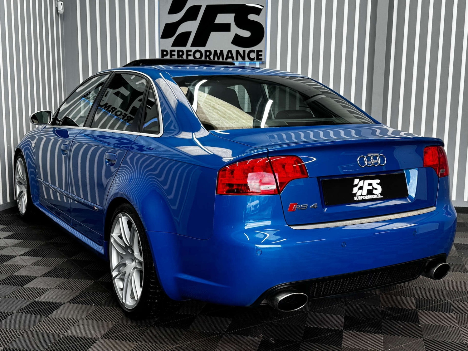 Used Audi RS4 2007 for sale - 77235347: Photo 4