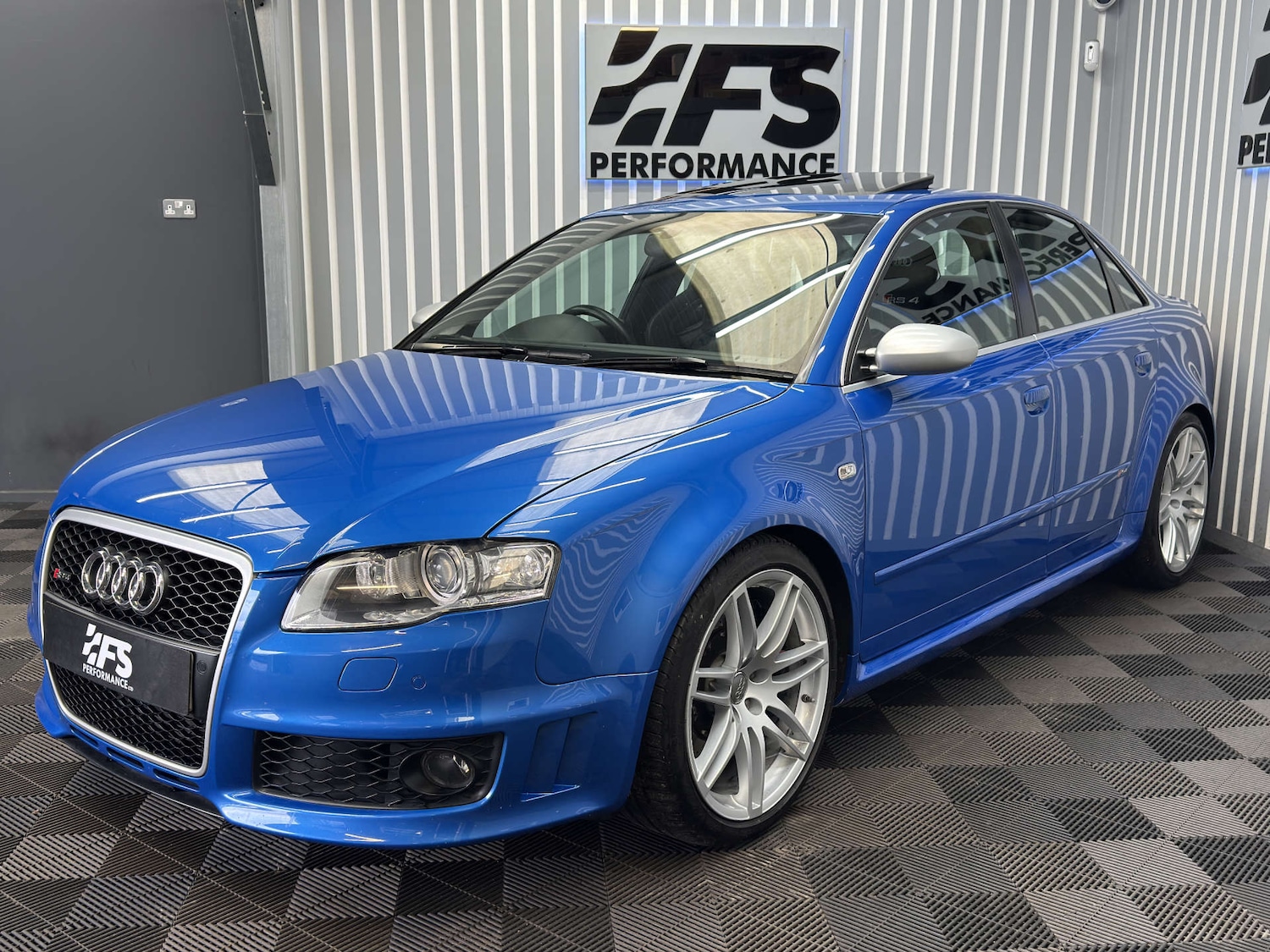 Used Audi RS4 2007 for sale - 77235347: Photo 44