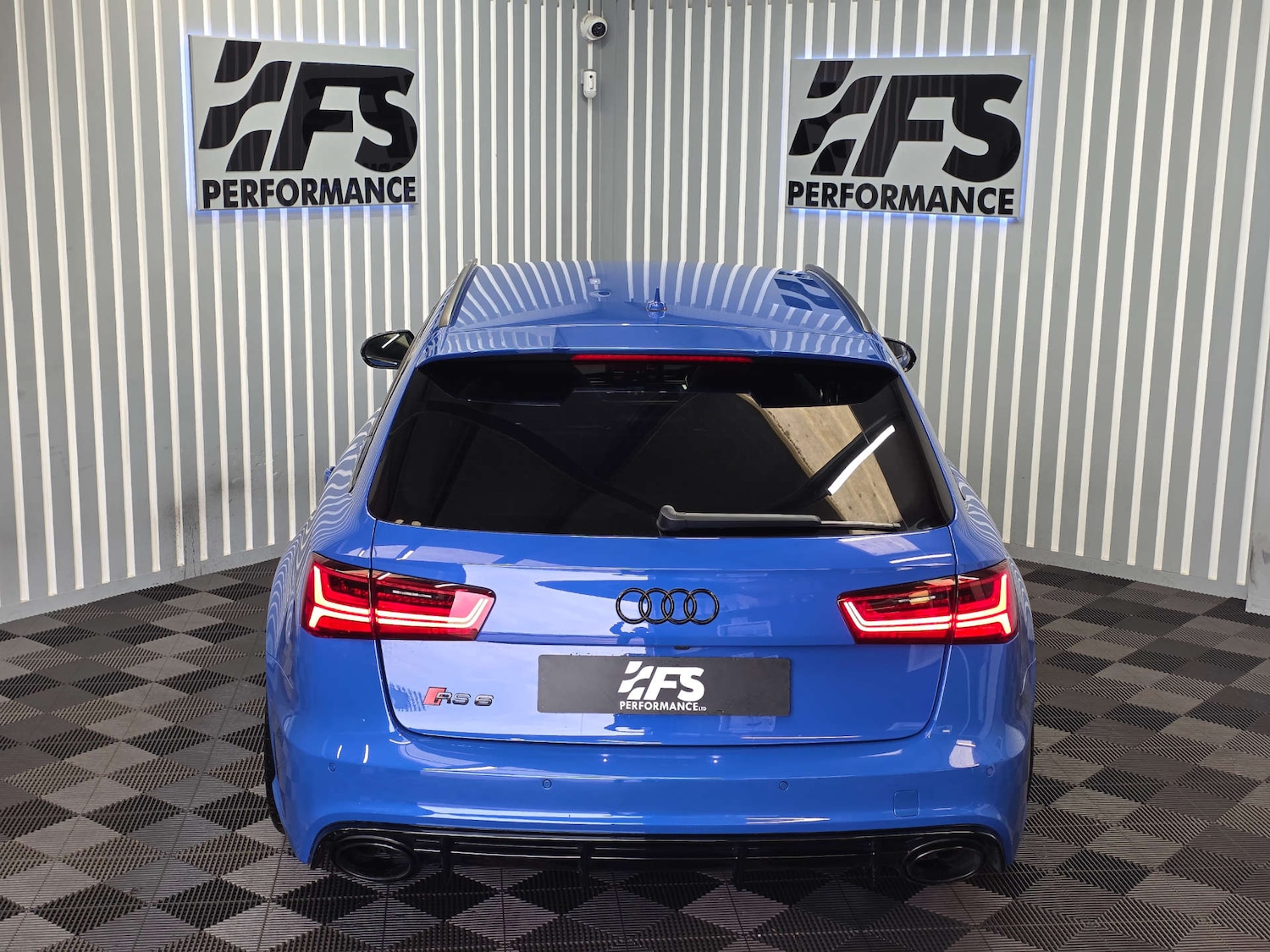 Used Audi RS6 Avant 2018 for sale - 76132451: Photo 18