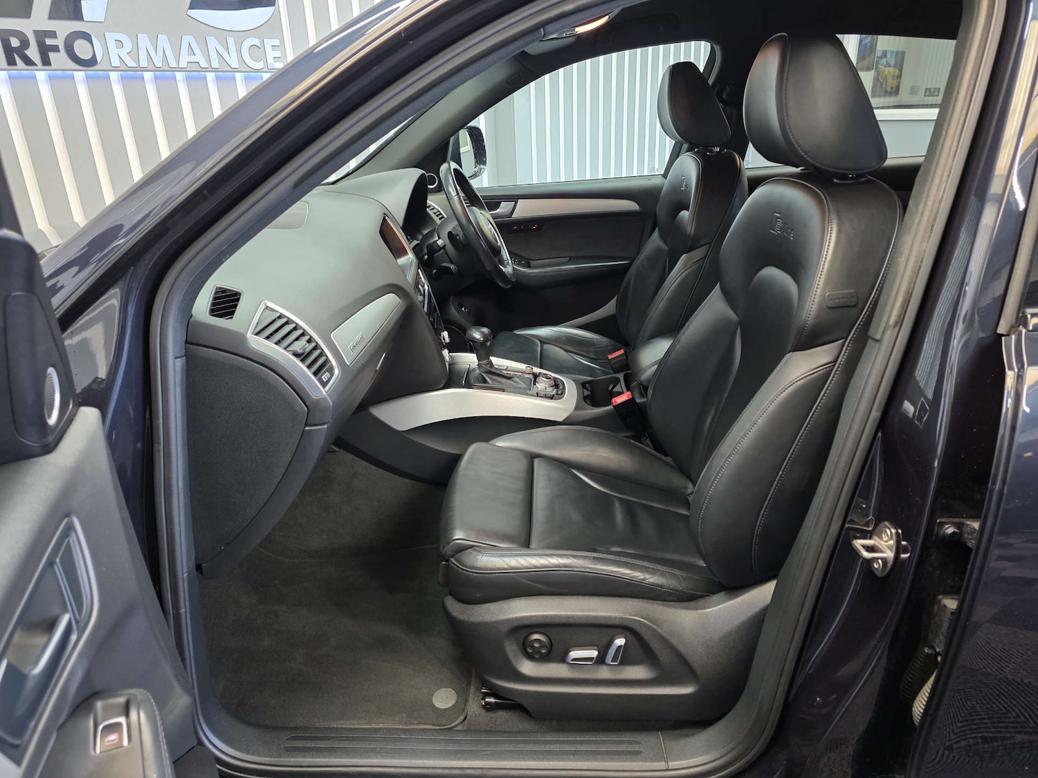 Used Audi Q5 2016 for sale - 76936755: Photo 24