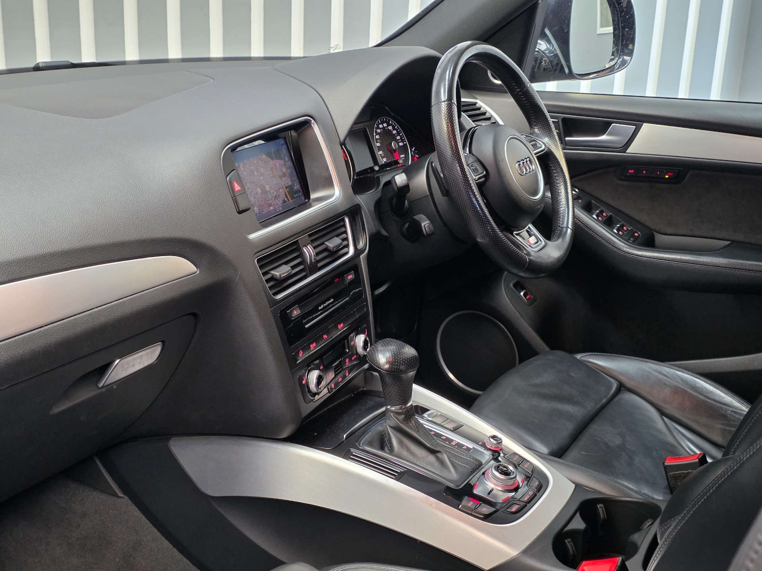 Used Audi Q5 2016 for sale - 76936755: Photo 42