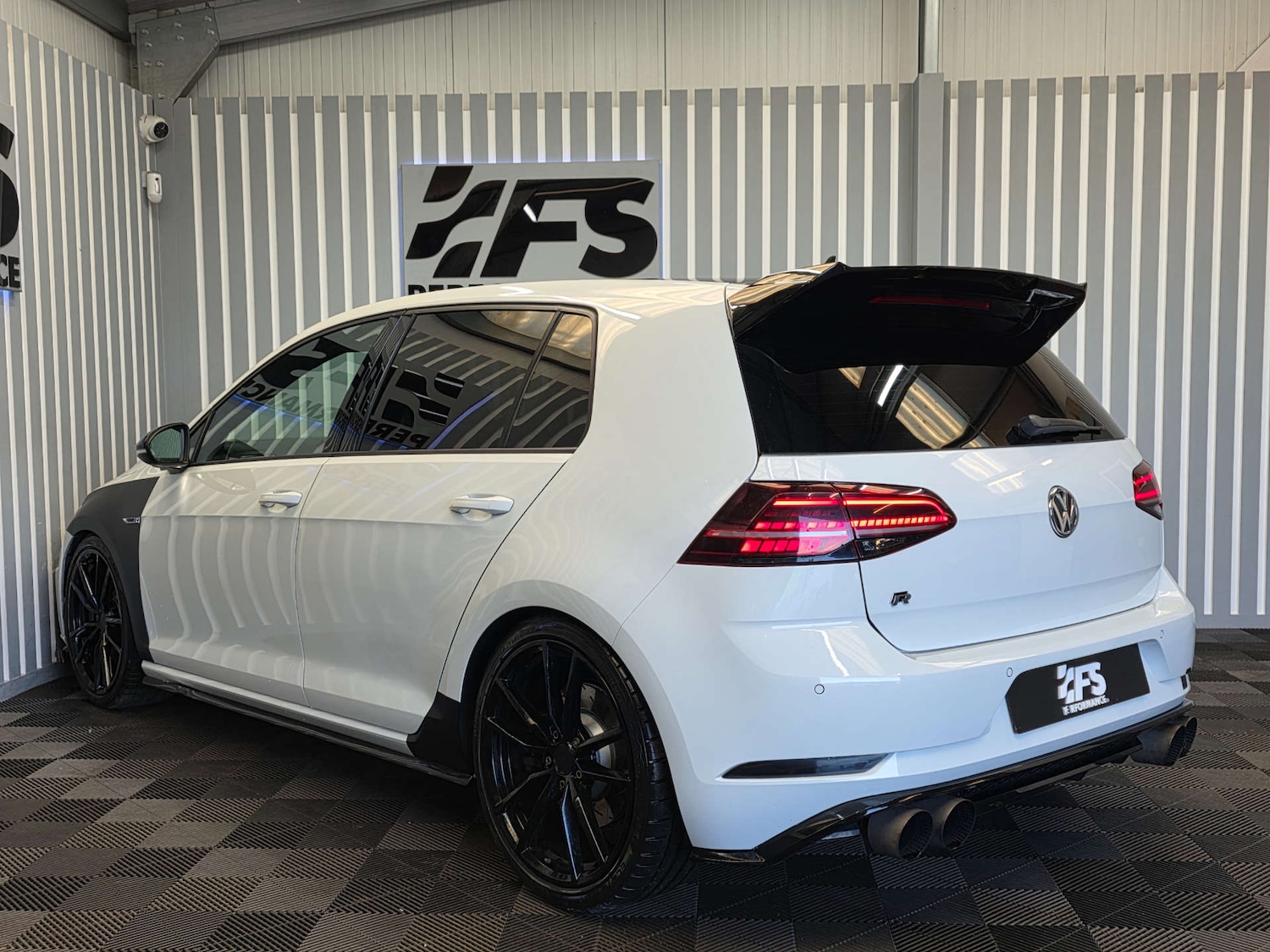Used Volkswagen Golf 2018 for sale - 77080226: Photo 4