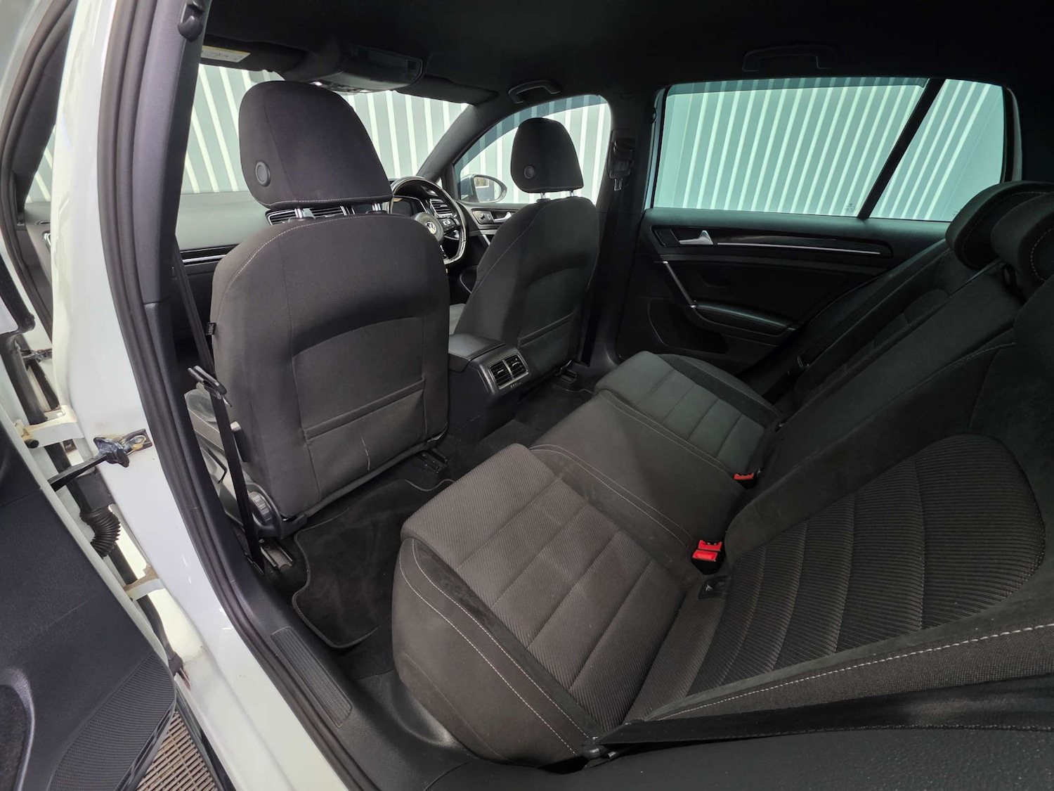 Used Volkswagen Golf 2018 for sale - 77656596: Photo 23