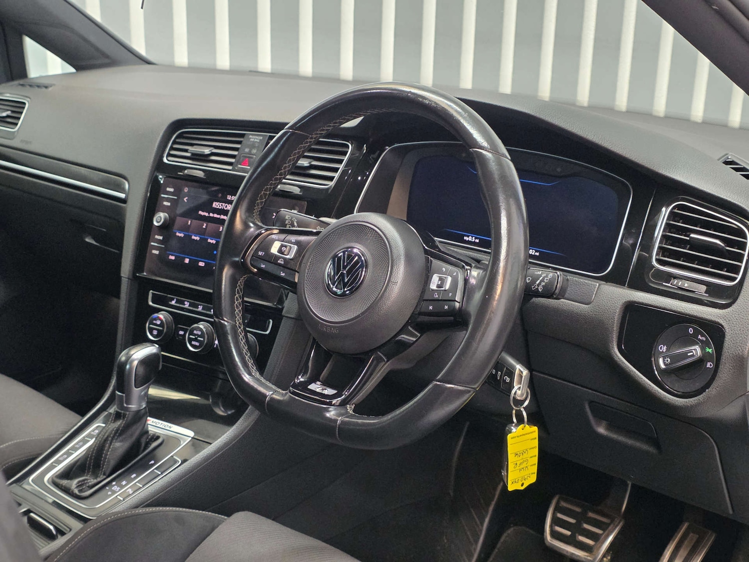 Used Volkswagen Golf 2018 for sale - 77656596: Photo 45