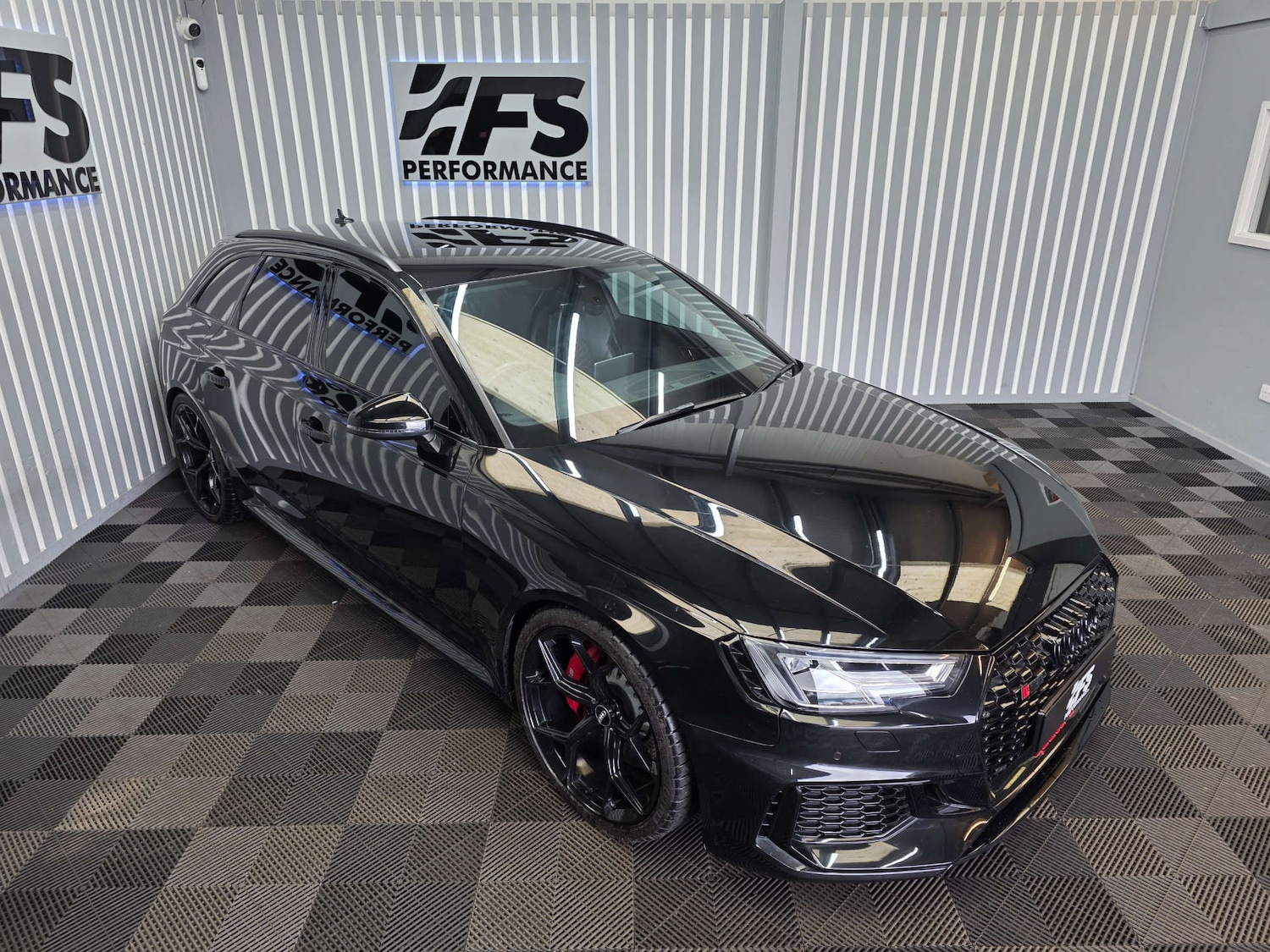 Used Audi RS4 2018 for sale - 77704070: Photo 12