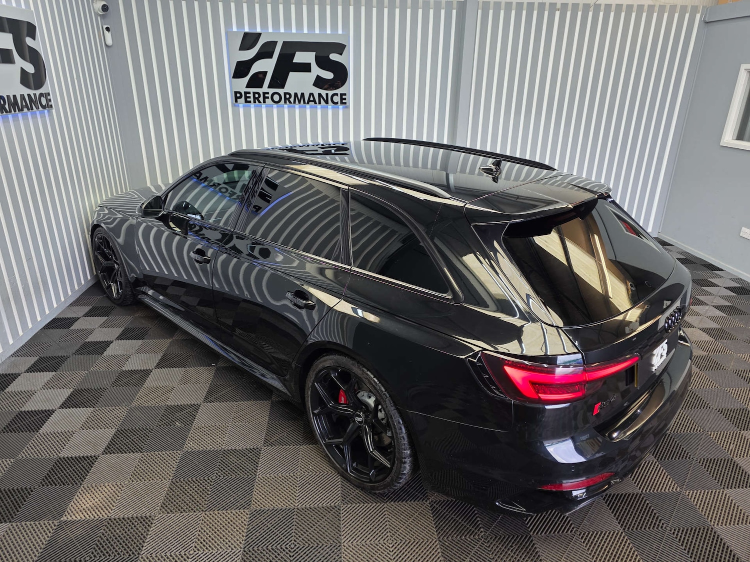 Used Audi RS4 2018 for sale - 77704070: Photo 15
