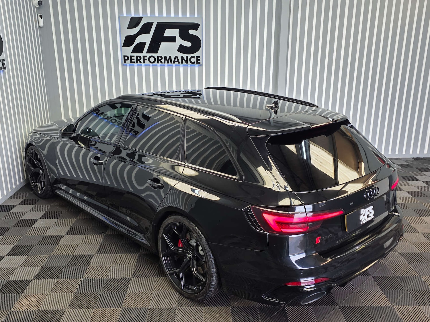 Used Audi RS4 2018 for sale - 77704070: Photo 42