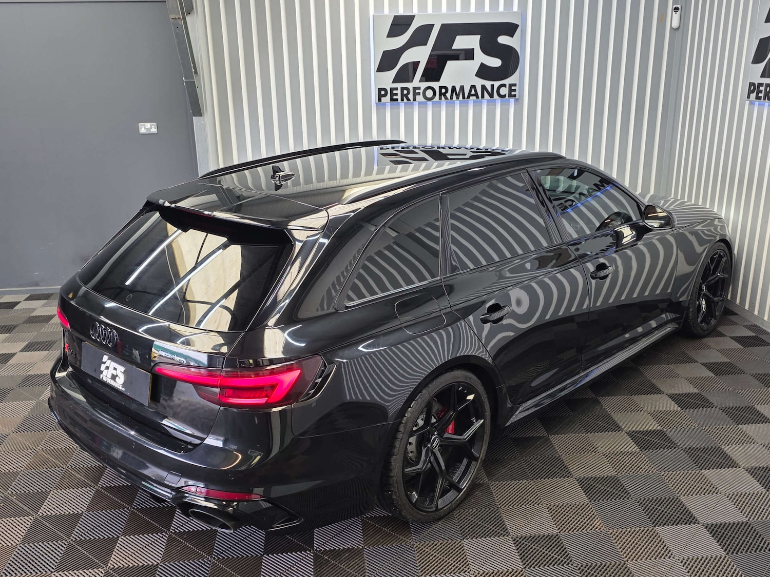 Used Audi RS4 2018 for sale - 77704070: Photo 44