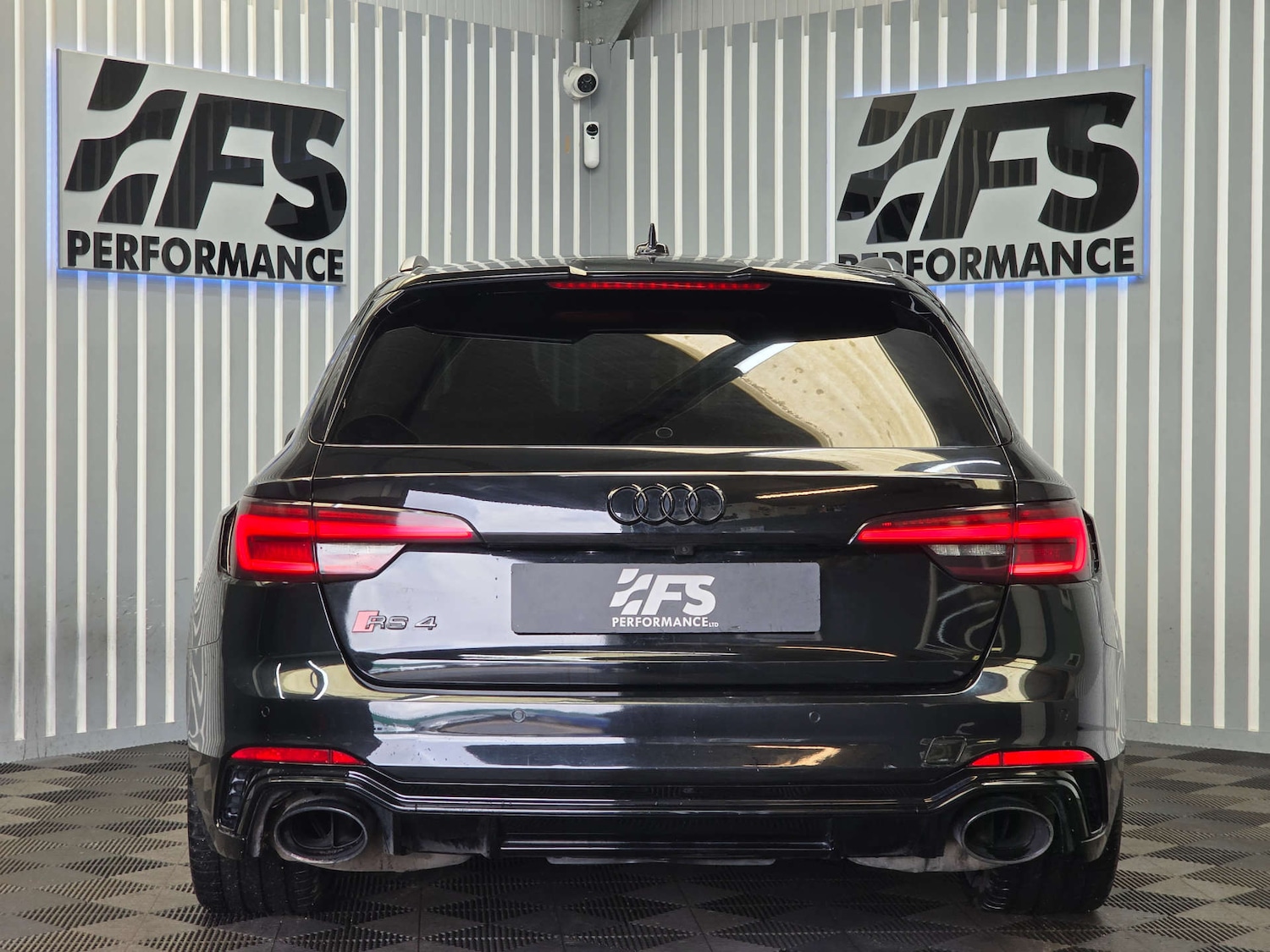 Used Audi RS4 2018 for sale - 77704070: Photo 5