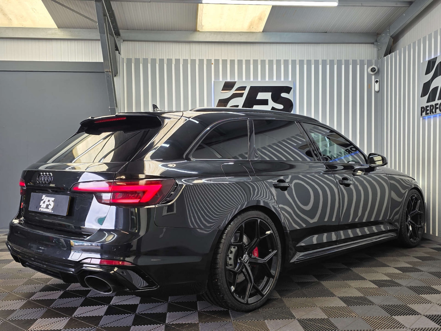 Used Audi RS4 2018 for sale - 77704070: Photo 6