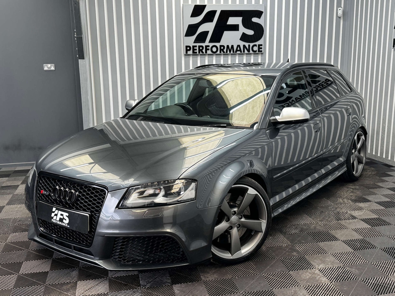 Used Audi RS3 2012 for sale - 77161972: Photo 3