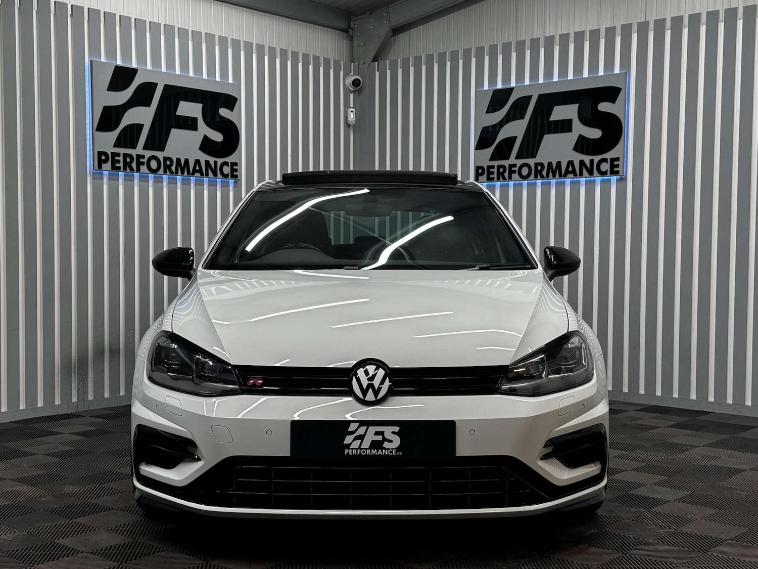 Used Volkswagen Golf 2017 for sale - 77236282: Photo 2