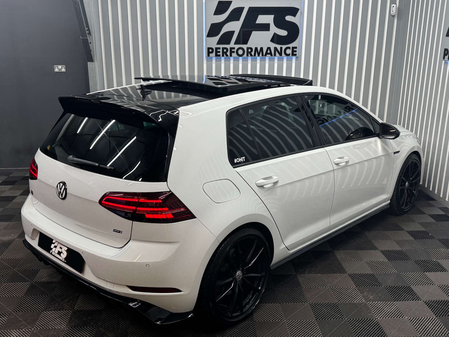 Used Volkswagen Golf 2017 for sale - 77236282: Photo 30