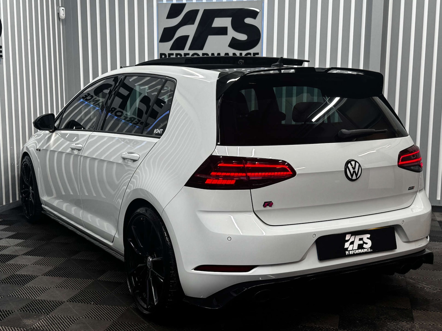 Used Volkswagen Golf 2017 for sale - 77236282: Photo 4