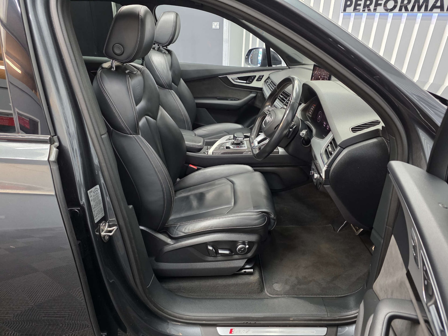 Used Audi Q7 2017 for sale - 77523135: Photo 22