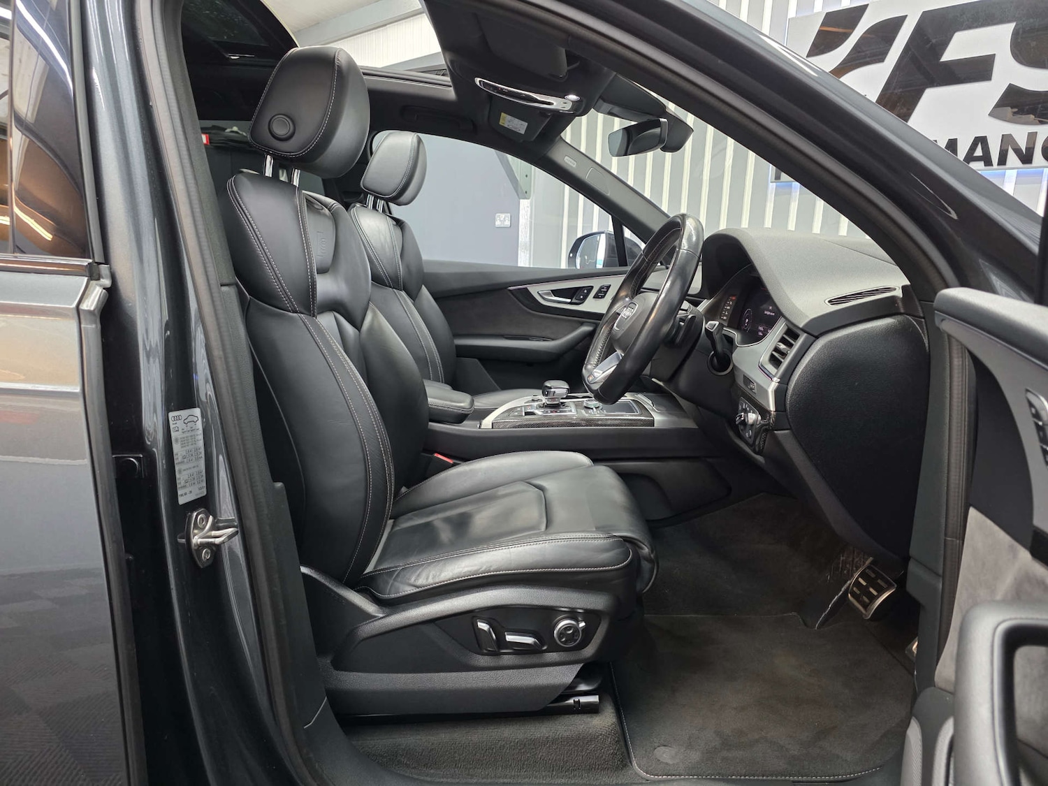 Used Audi Q7 2017 for sale - 77523135: Photo 36