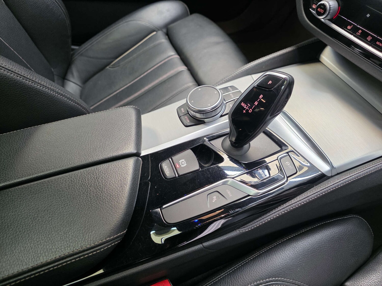 Used BMW 5 Series 2019 for sale - 76601452: Photo 10