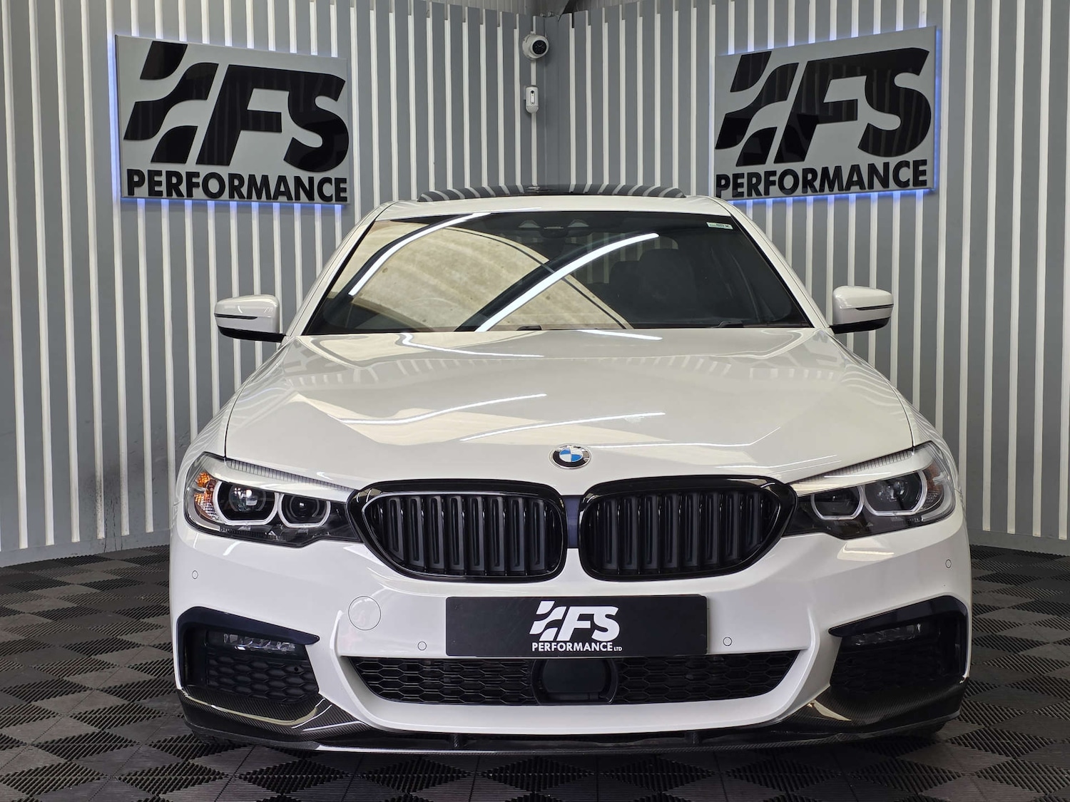Used BMW 5 Series 2019 for sale - 76601452: Photo 2