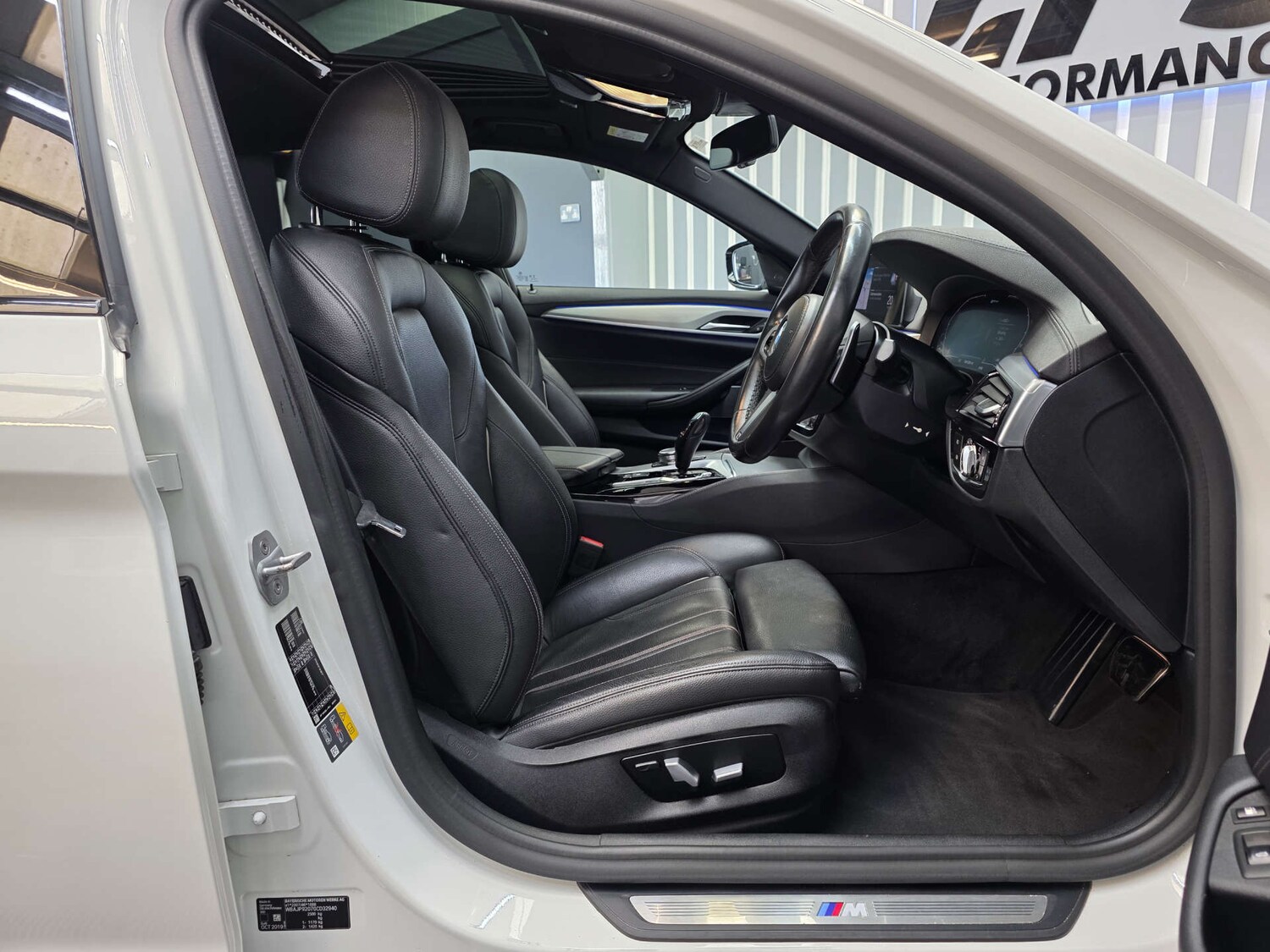 Used BMW 5 Series 2019 for sale - 76601452: Photo 38