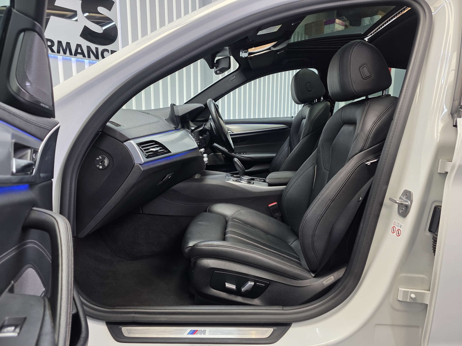 Used BMW 5 Series 2019 for sale - 76601452: Photo 40