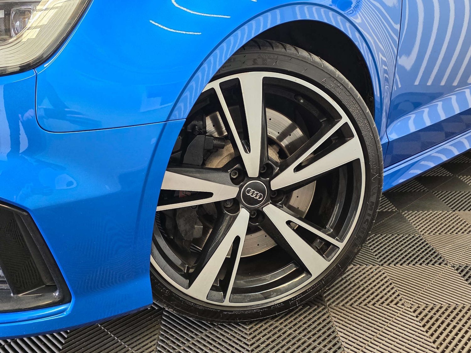 Used Audi RS3 2017 for sale - 78133432: Photo 12