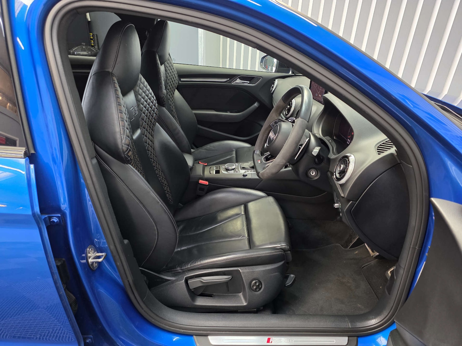 Used Audi RS3 2017 for sale - 78133432: Photo 20