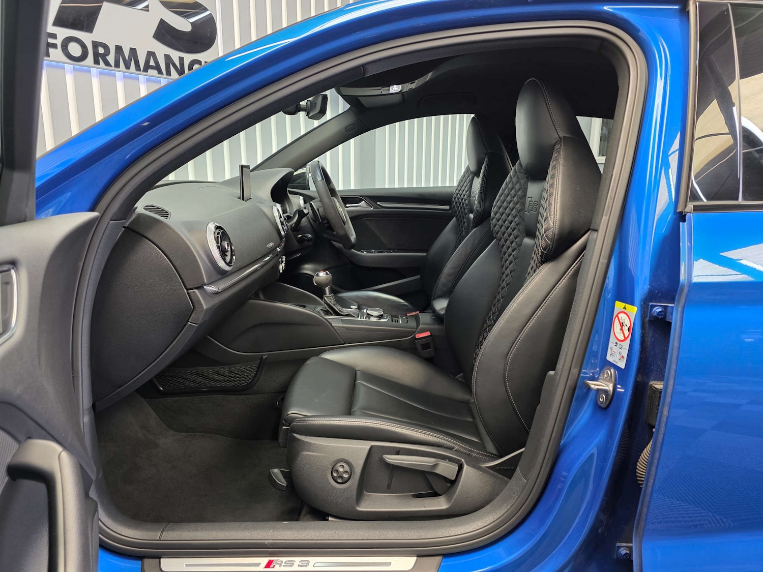 Used Audi RS3 2017 for sale - 78133432: Photo 38