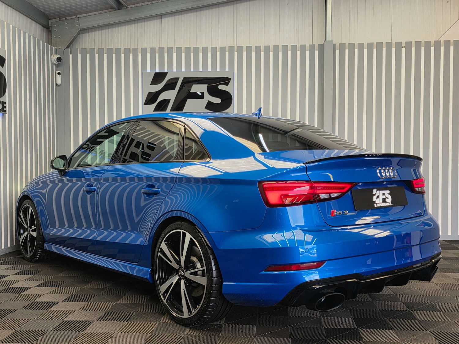 Used Audi RS3 2017 for sale - 78133432: Photo 4