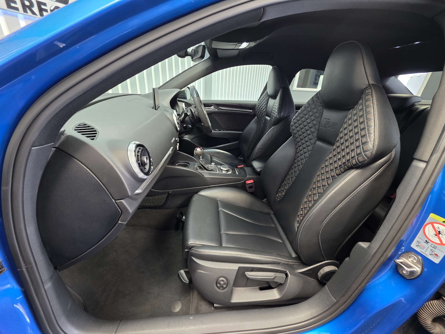 Used Audi RS3 2017 for sale - 78133432: Photo 9