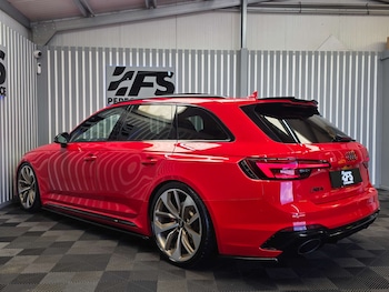 Used Audi RS4 Avant 2018 for sale - 78919997: Photo