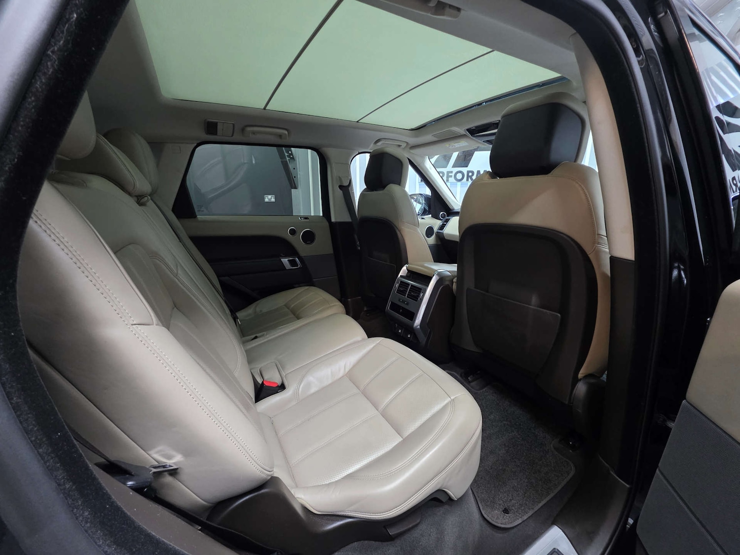 Used Land Rover Range Rover Sport 2019 for sale - 76751991: Photo 19