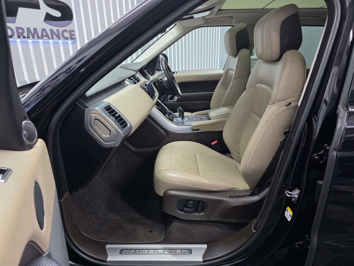 Used Land Rover Range Rover Sport 2019 for sale - 76751991: Photo 22