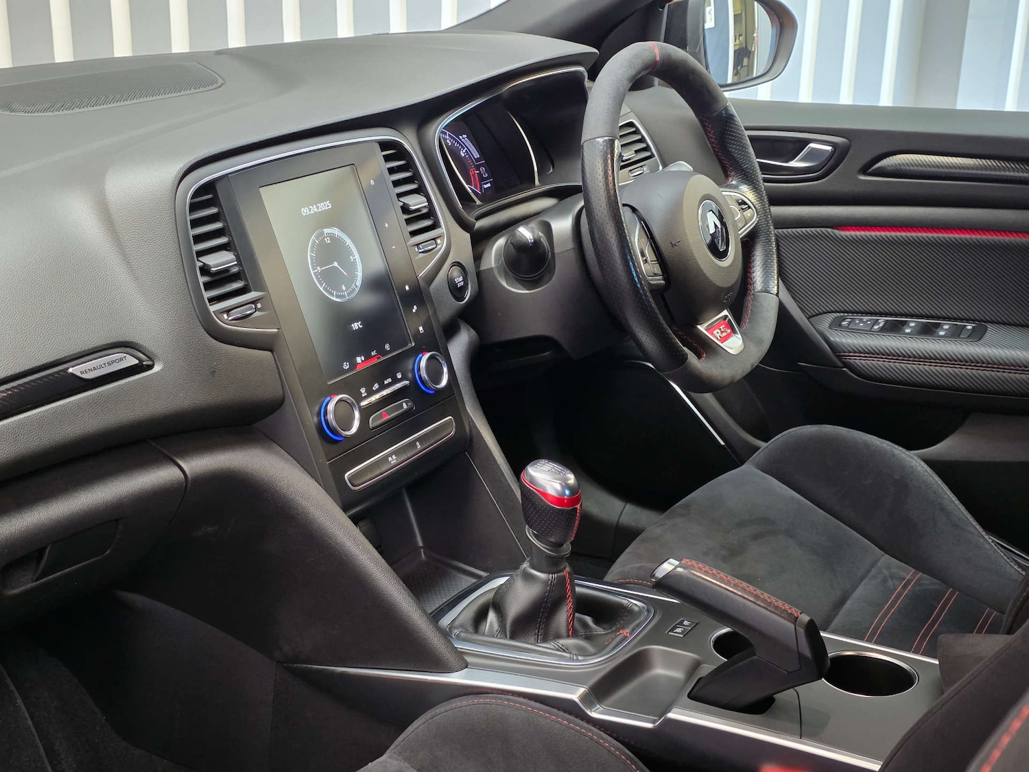 Used Renault Megane 2019 for sale - 76058302: Photo 8