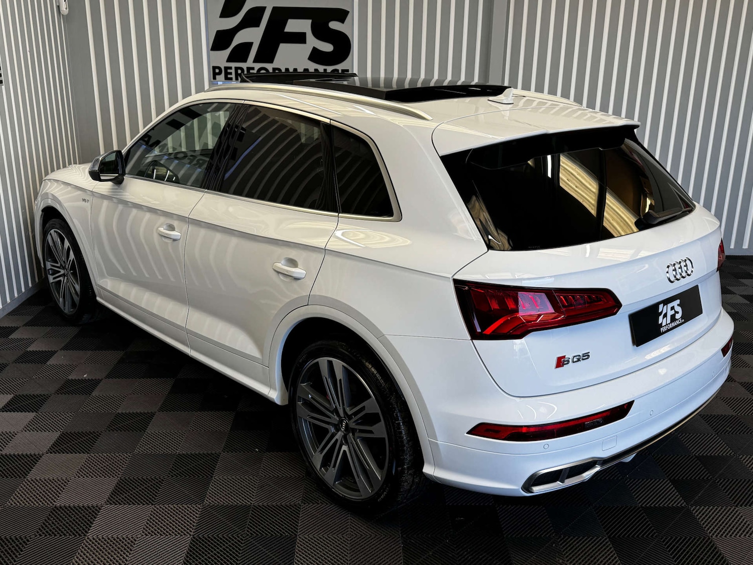 Used Audi Q5 2018 for sale - 76375869: Photo 32