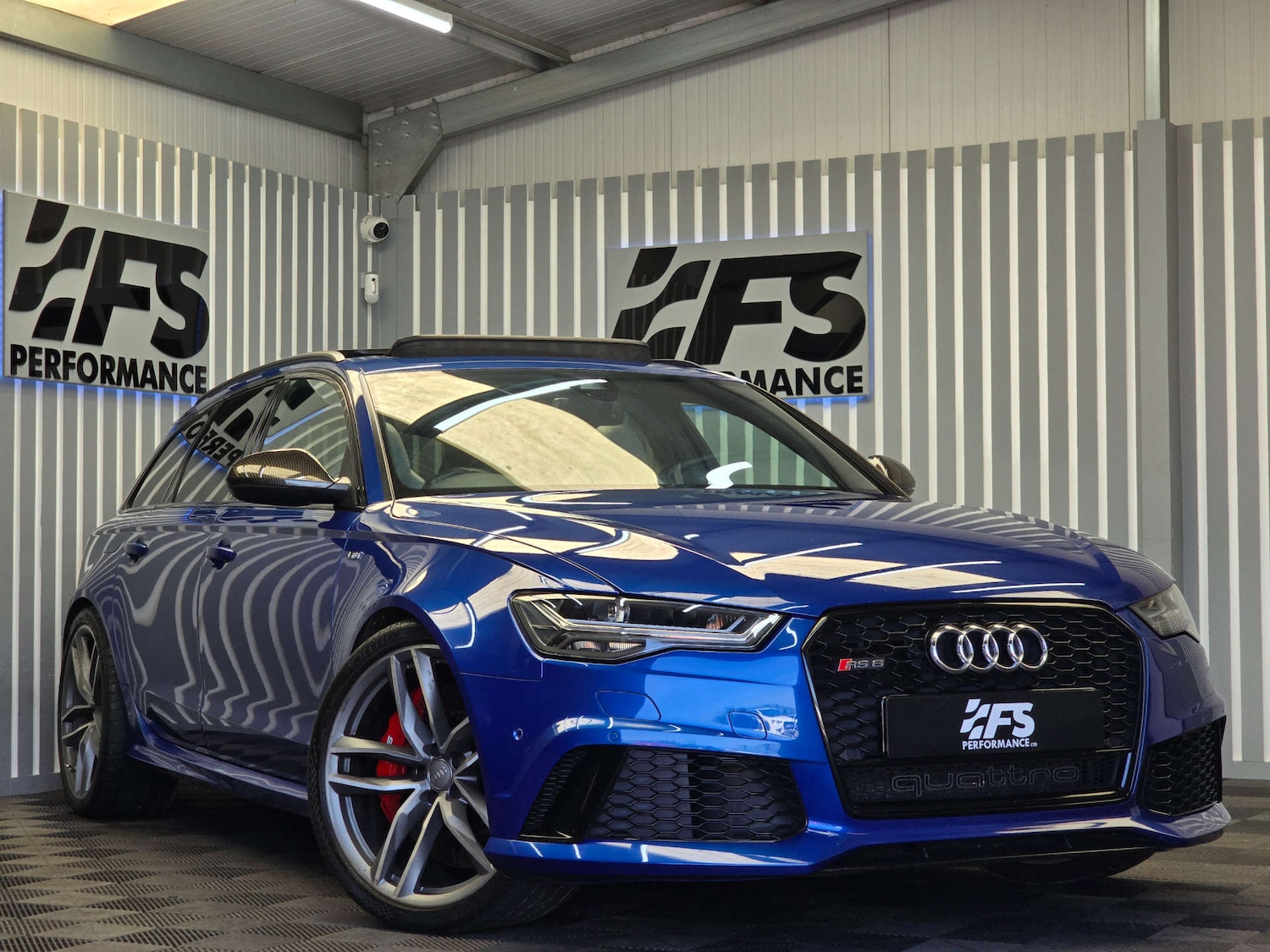 Used Audi RS6 2015 for sale - 76973922: Photo 1
