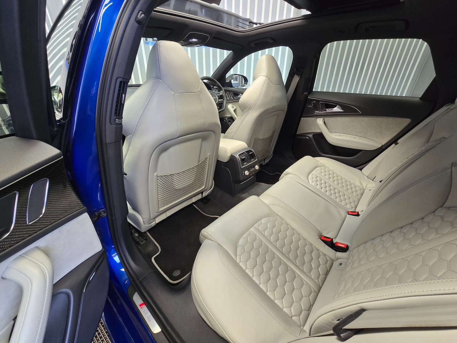 Used Audi RS6 2015 for sale - 76973922: Photo 22