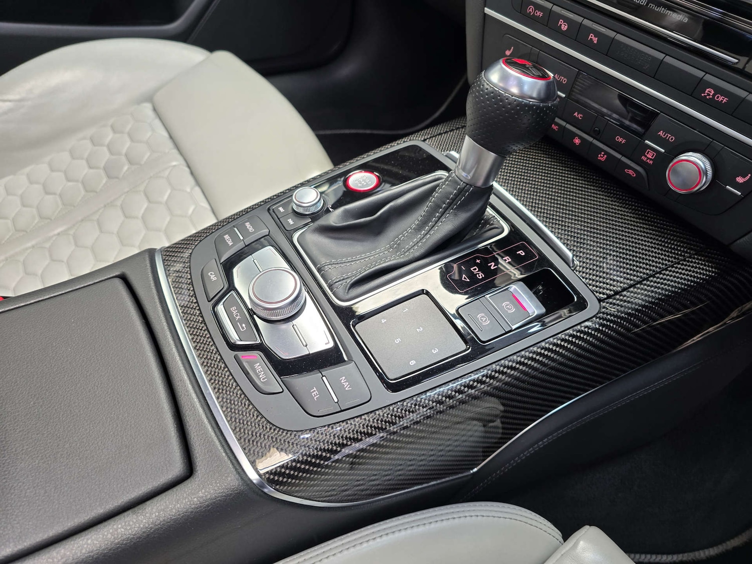 Used Audi RS6 2015 for sale - 76973922: Photo 30