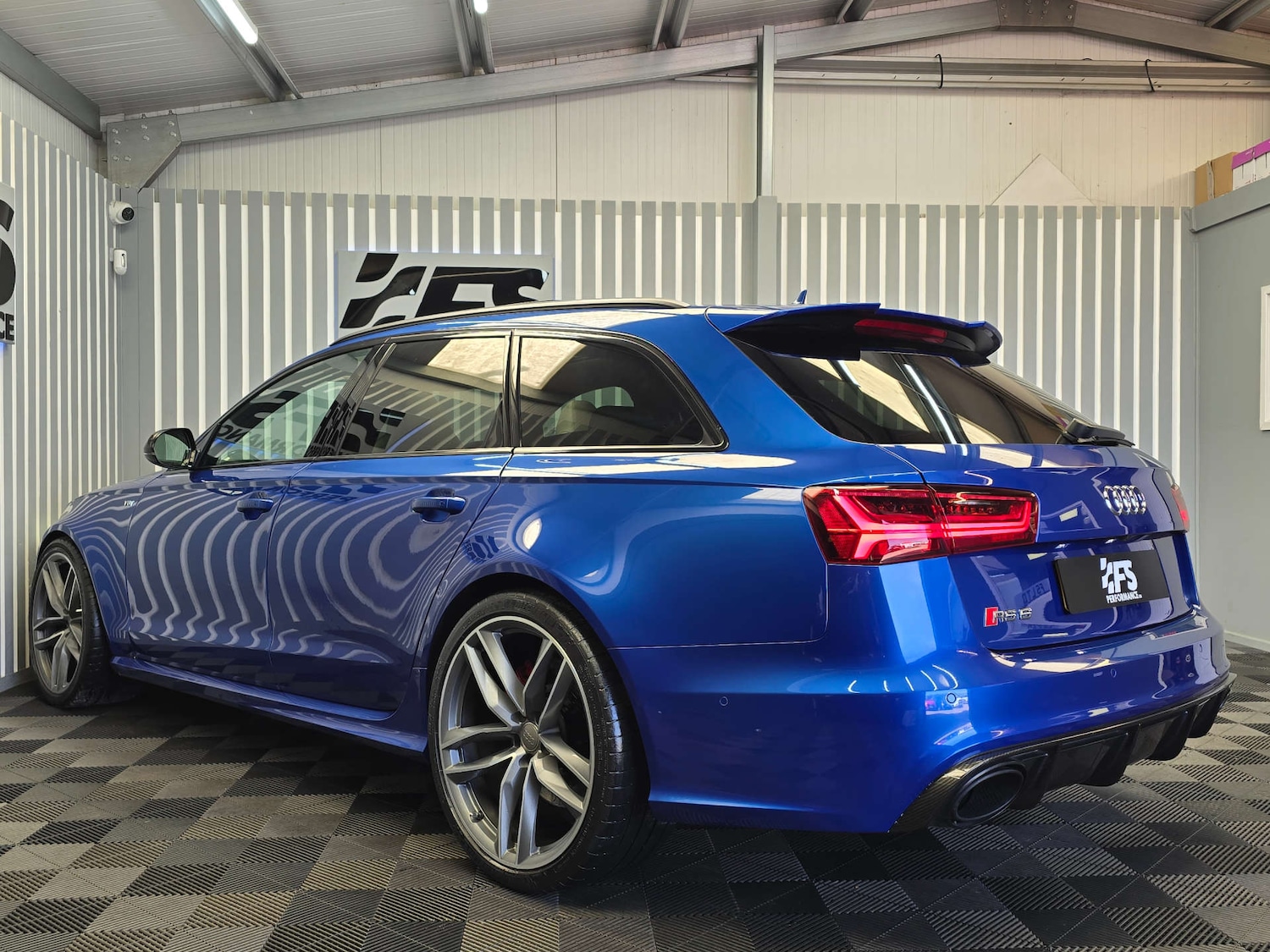 Used Audi RS6 2015 for sale - 76973922: Photo 4