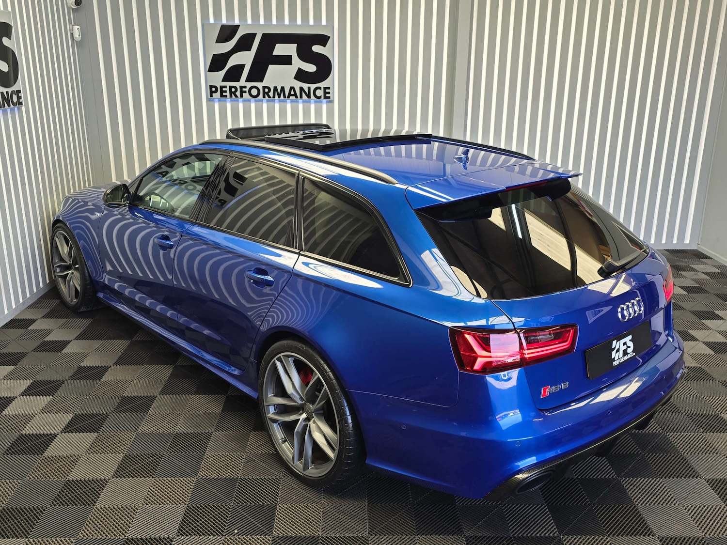 Used Audi RS6 2015 for sale - 76973922: Photo 47