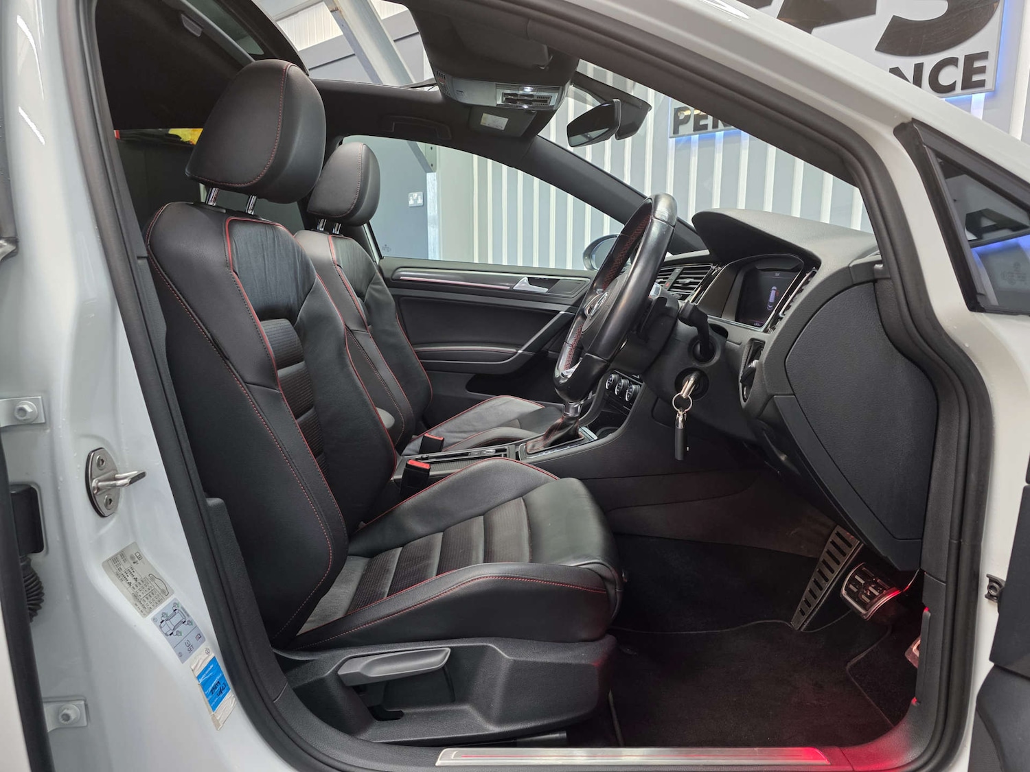 Used Volkswagen Golf 2018 for sale - 76601726: Photo 21