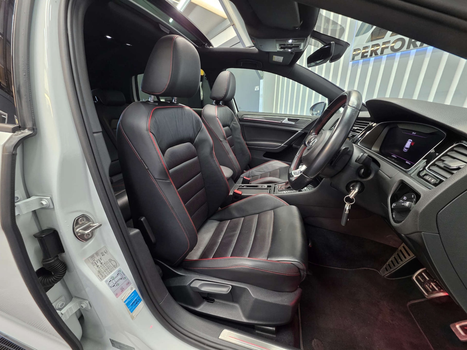 Used Volkswagen Golf 2018 for sale - 76601726: Photo 7