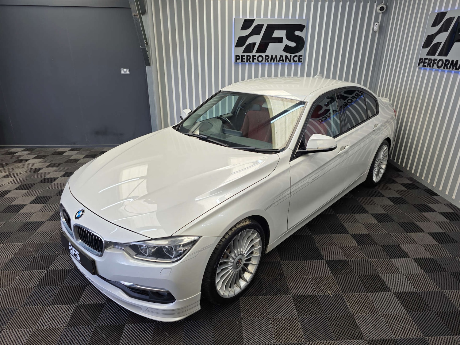 Used BMW Alpina 2016 for sale - 76601901: Photo 18