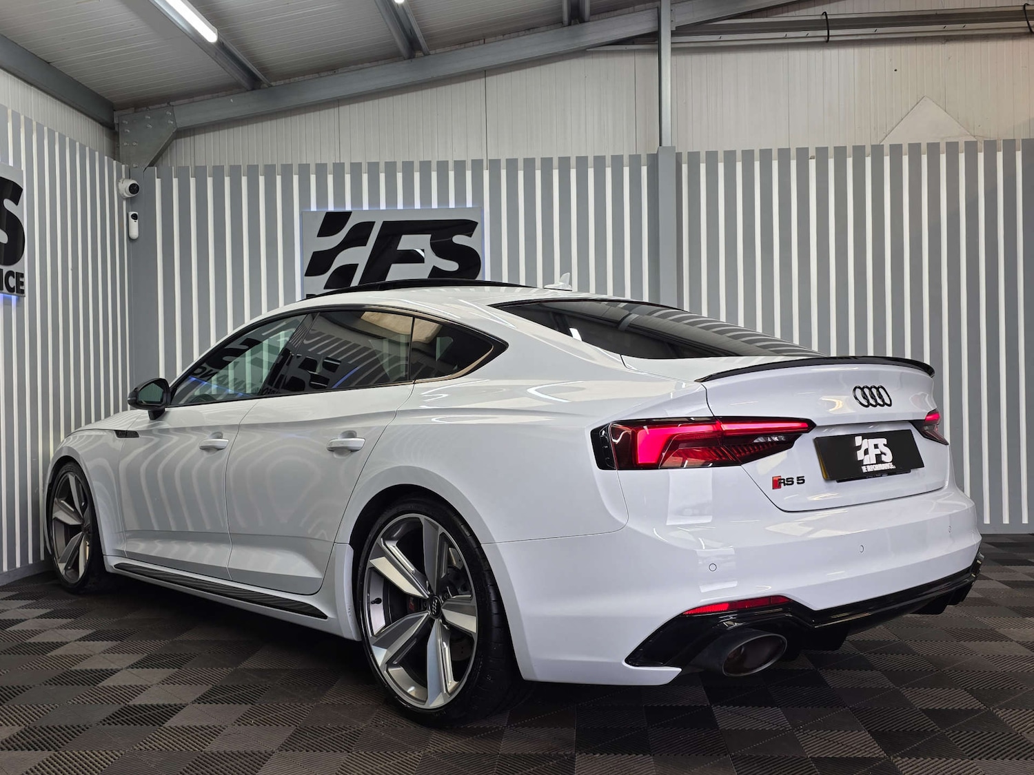 Used Audi RS5 2019 for sale - 77647617: Photo 4