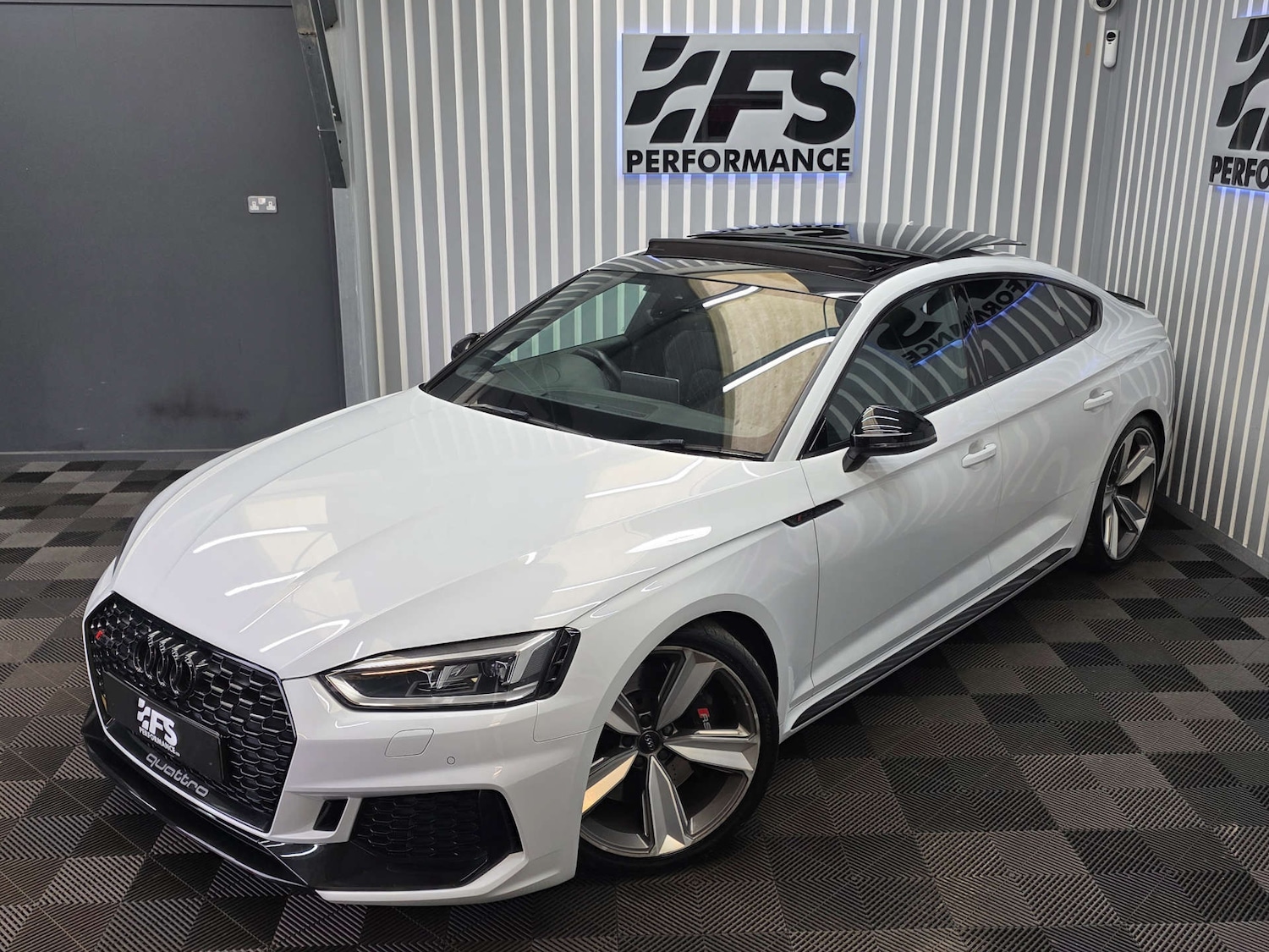 Used Audi RS5 2019 for sale - 77647617: Photo 42