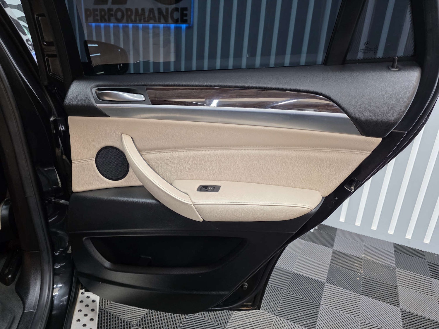 Used BMW X6 2009 for sale - 76536212: Photo 27