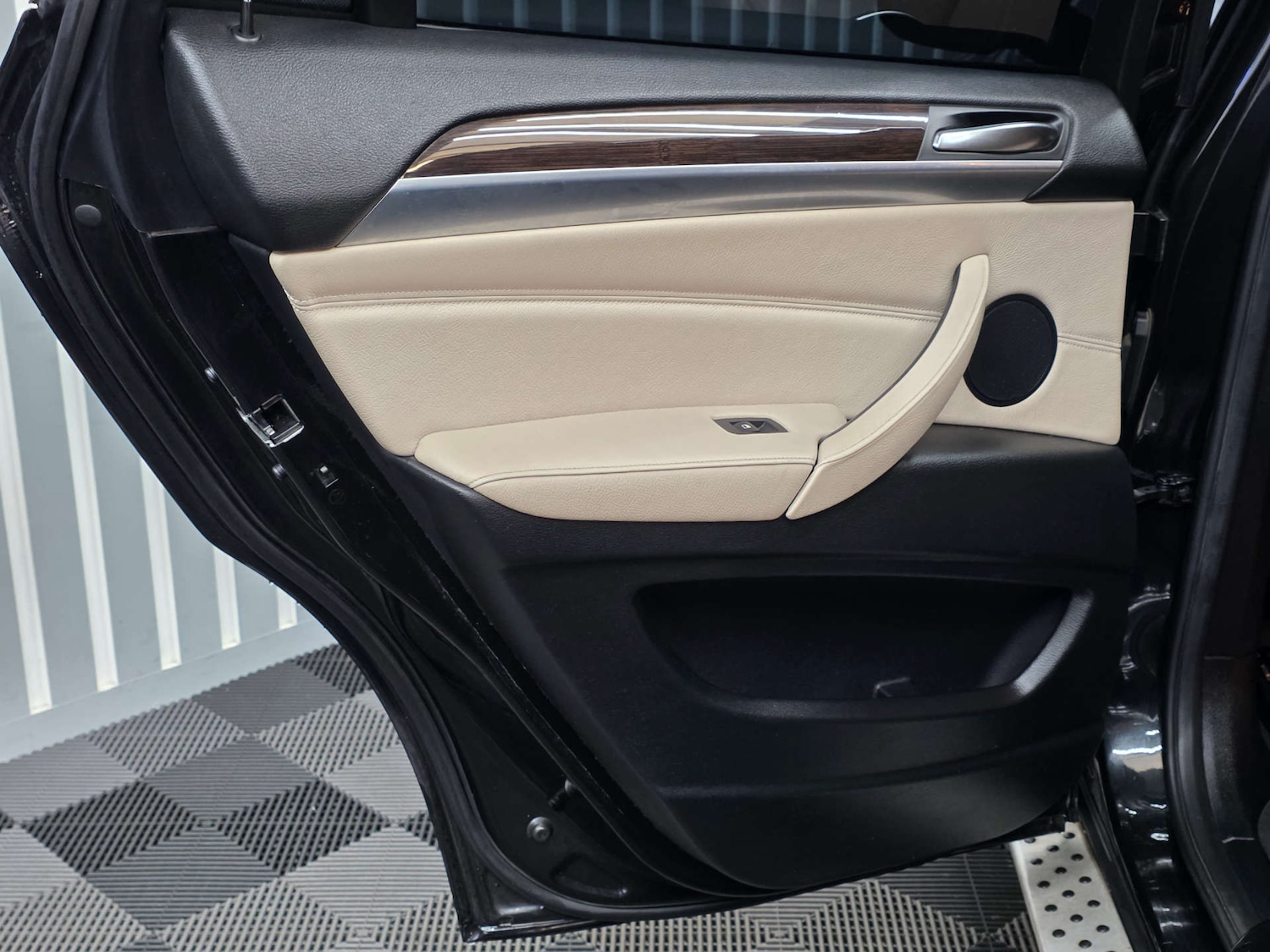 Used BMW X6 2009 for sale - 76536212: Photo 29